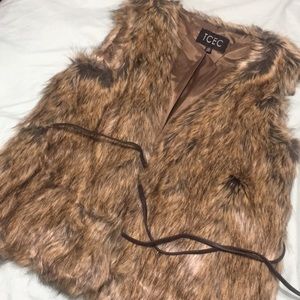 TCEC Jackets & Coats - Faux Fur Vest Brown TCEC Jackets & Coats - Faux Fur Vest Brown